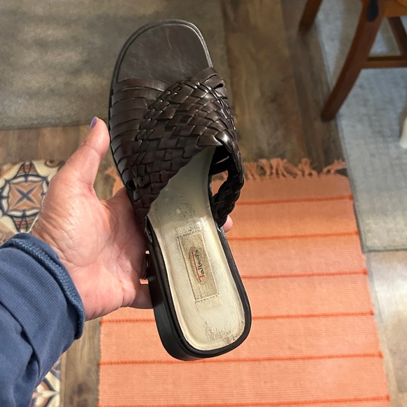 Talbots Gentle Sandal Mahogany - Picture 4 of 7